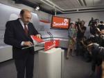El secretario general del PSOE, Alfredo P&eacute;rez Rubalcaba, en rueda de prensa.