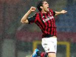 Kaka celebra su primer gol con el Milan desde su regreso.