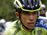 El ciclista espa&ntilde;ol del Saxo Tinkoff, Alberto Contador, tras sufrir una ca&iacute;da a falta de 90 kil&oacute;metros para la meta en el Tour de Francia.