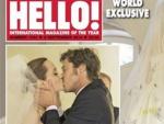 Portada de la revista 'Hello!' con la boda de Angelina Jolie y Brad Pitt.