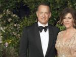 Tom Hanks no pisa una alfombra roja sin la compa&ntilde;&iacute;a de su mujer, Rita Wilson.