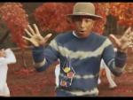 Pharrell Williams en el videoclip de 'Gust of Wind'.