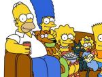 La familia Simpson, al completo: Homer, Marge, Lisa, Maggie y Bart, adem&aacute;s del perro Peque&ntilde;o Ayudante de Santa Claus y el gato Bola de Nieve.