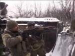 Un par de soldados, en pleno combate en Ucrania.