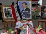 Capilla ardiente del dictador Sadam Hussein, en 2006, poco antes de ser enterrado en su mausoleo de Al Auja.