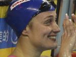 Mireia Belmonte realiza un gesto con las manos tras ganar su cuarto oro en los Mundiales de piscina corta de Doha.