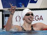 Katie Ledecky tras batir el r&eacute;cord del mundo en la semifinal de 1.500 de los Mundiales de nataci&oacute;n.
