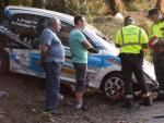Vista del lugar donde esta tarde seis personas han muerto tras ser arrolladas por un coche que participaba en el Rally de A Coru&ntilde;a.