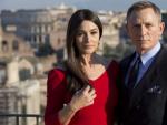 Monica Bellucci y Daniel Craig, en Roma promocionando el rodaje de la &uacute;ltima entrega de la saga de James Bond: 'Spectre'.