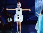 V&iacute;deo del d&iacute;a: Taylor Swift canta 'Frozen' con Idina Menzel