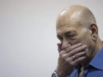 El ex primer ministro israel&iacute; Ehud Olmert en los juzgados en Jerusal&eacute;n tras ser sentenciado a ocho meses de prisi&oacute;n