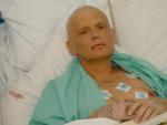 El exagente ruso Alexander Litvinenko en noviembre de 2006, ya moribundo, en un hospital de Londres.