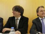 Artur Mas y Carles Puigdemont en la reuni&oacute;n de la ejecutiva de CDC de este lunes