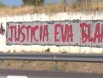 Grafiti en el que se pide justicia para Eva Blanco a la entrada de Algete, Madrid, donde viv&iacute;a la joven.