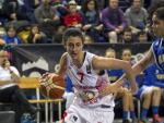 Alba Torrens busca la canasta en el Espa&ntilde;a - Suecia de clasificaci&oacute;n para el Eurobasket femenino.