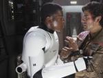 En 'Star Wars' habr&aacute; personajes homosexuales, o eso dice J. J. Abrams