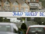 Pancarta en una pasarela peatonal de A Coru&ntilde;a en memoria del hincha del Deportivo Francisco Javier Romero Taboada Jimmy.
