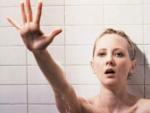 Anne Heche en la famosa escena de la ducha del remake de 'Psicosis' de 1998