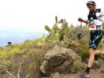 El corredor Luis Alberto Hernando durante su participaci&oacute;n en la Ultramarat&oacute;n Transvulcania Naviera Armas 2016 que se celebr&oacute; este s&aacute;bado en la isla canaria de La Palma.