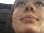 Skyler Davis, una joven de Ohio que se ha hecho famosa por esta foto en la que muestra los efectos de llorar tras usar autobronceador.