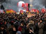 Protestas en Burdeos contra la reforma laboral aprobada por el Gobierno franc&eacute;s de Fran&ccedil;ois Hollande.