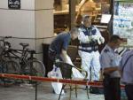 Polic&iacute;a israel&iacute; en la escena de un tiroteo en Tel Aviv.
