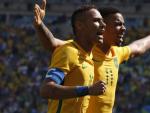 Neymar y Gabriel Jes&uacute;s celebran un gol de Brasil en los Juegos Ol&iacute;mpicos.