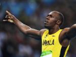 Usain Bolt celebra su victoria en los 200 metros de los Juegos de R&iacute;o.