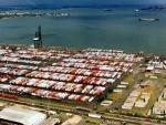 Vista a&eacute;rea de la zona de carga del puerto de San Juan.