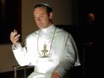Los siete sacramentos de Jude Law: as&iacute; es 'The Young Pope'