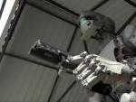 Imagen de FEDOR, el robot ruso capaz de disparar.