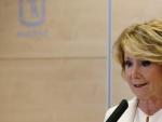 Esperanza Aguirre durante la declaraci&oacute;n p&uacute;blica en la que ha anunciado su dimisi&oacute;n como portavoz y concejal del Ayuntamiento de Madrid.
