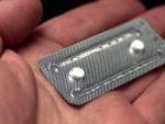 Imagen de archivo de una p&iacute;ldora anticonceptiva.