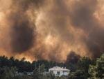 Incendio en el distrito de Castelo Branco, en Portugal, que ha obligado a evacuar a m&aacute;s de 150 personas.