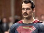 Superman con bigote: los mejores memes del mostacho de Henry Cavill