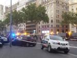 Dispositivo policial en plaza Catalunya tras el atentado en la Rambla.