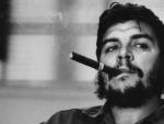 Rene Burri, el fot&oacute;grafo suizo que inmortaliz&oacute; al Che Guevara fumando un habano y mirando al vac&iacute;o con la mirada perdida, mure a los 81 a&ntilde;os.