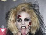 La modelo polaca Anja Rubik se present&oacute; como una zombie en una fiesta de Halloween en Nueva York.