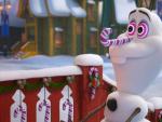 Olaf, de 'Frozen', en una escena de su nuevo corto: 'Frozen, una aventura de Olaf'.