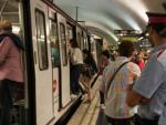Mossos d'Esquadra en el Metro de Barcelona.