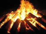 Hoguera, 'foguerons', Sant Sebasti&agrave;, fuego, le&ntilde;a