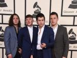 El grupo Arctic Monkeys, en la gala de los Grammy de 2015.