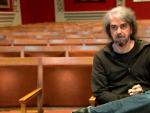El cineasta Fernando Le&oacute;n de Aranoa habla en la Universidad de Zaragoza sobre su &uacute;ltima pel&iacute;cula, 'Loving Pablo'.