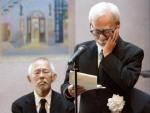 El director de cine japon&eacute;s Hayao Miyazaki, emocionado durante el homenaje a su fallecido amigo y cofundador de Studio Ghibli, Isao Takahata.
