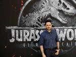 J. A. Bayona, en la premiere madrile&ntilde;a de 'Jurassic World: El reino ca&iacute;do'.