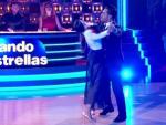 David Bustamante y Yana Olina bailan un vals en 'Bailando con las estrellas'.