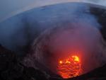 El norte del cr&aacute;ter del volc&aacute;n hawaiano Kilauea, cuya erupci&oacute;n ha ocasionado la evacuaci&oacute;n de 1.700 personas.