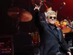 El cantante, compositor y pianista brit&aacute;nico Elton John, durante un concierto en el Palau Sant Jordi de Barcelona.