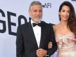 George Clooney y Amal Clooney en la AFI Life Achievement Award Gala Tribute.