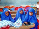 Imagen de unos ni&ntilde;os en un colegio de Mogadiscio, Somalia.